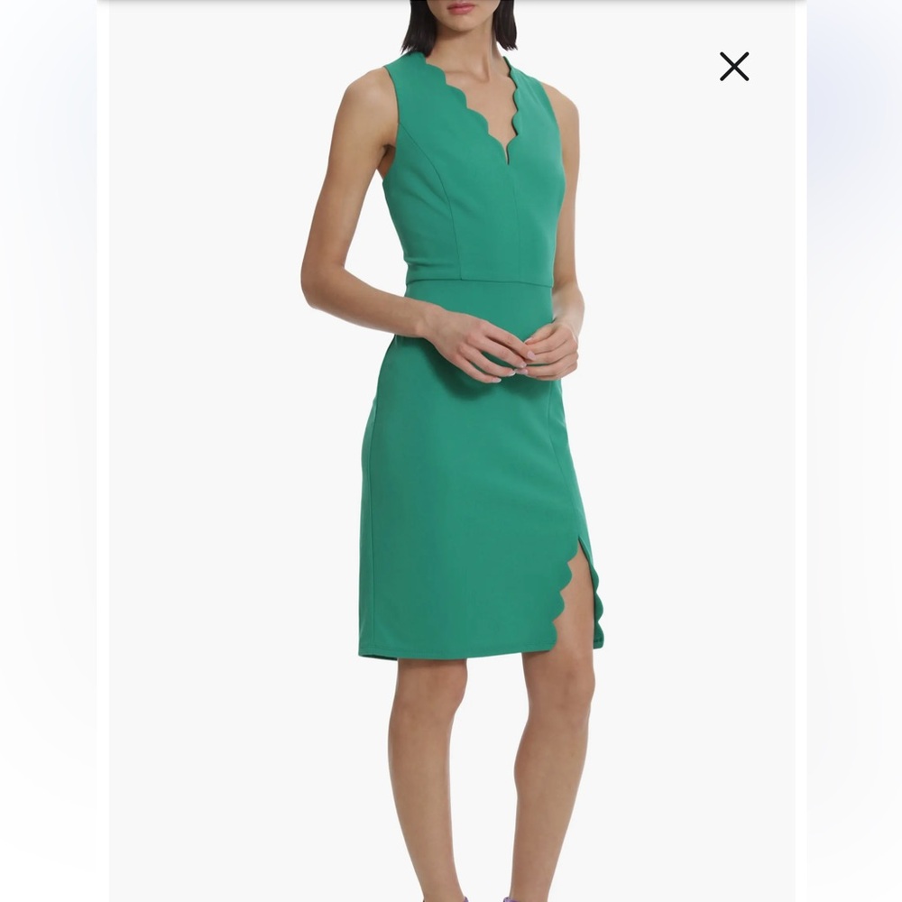 Cupshe Dark Green XL Scalloped V-Neck Dress scallop slit in front 36”L 20” p2p